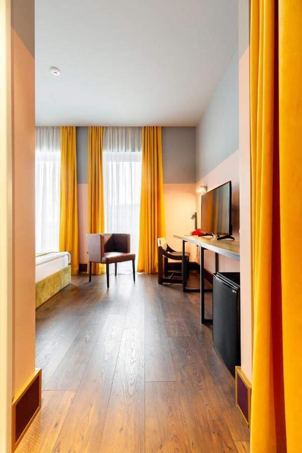G.Vino Boutique Hotel Tbilisi Luaran gambar